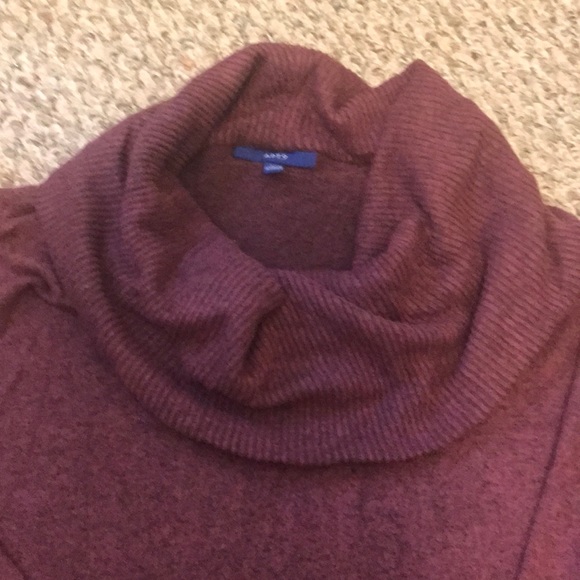 Apt 9 plum oversized sweater w/ underlayer petite XS NWT